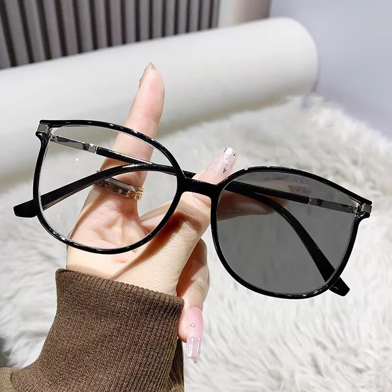Crystal Elite Vision – Photochromic Multifocal Glasses